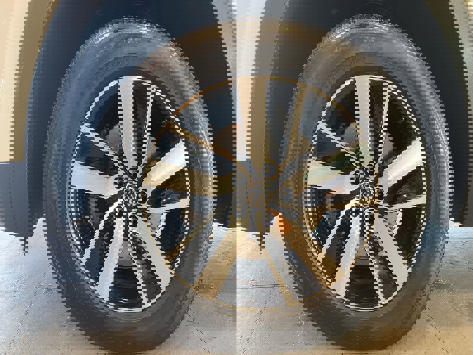 Used 2021 Volkswagen Atlas SE image 9