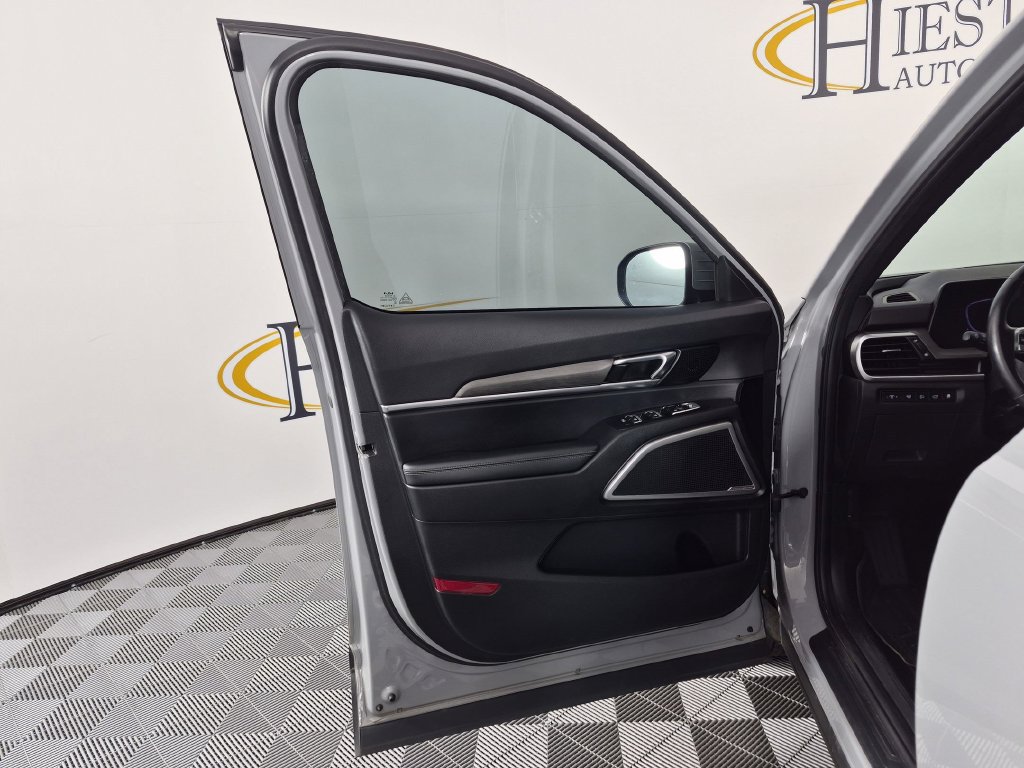 Used 2023 Kia Telluride EX X-Line AWD/4WD image 13