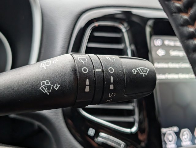 Used 2019 Jeep Compass Limited AWD/4WD image 25
