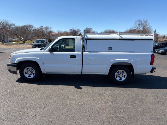 Used 2003 Chevrolet Silverado 1500 W/T RWD image 2