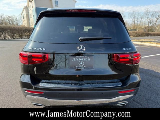 New 2026 Mercedes-Benz GLB 250 4MATIC image 6
