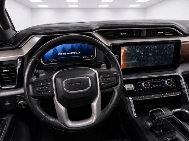 Used 2023 GMC Sierra 1500 Denali AWD/4WD image 16