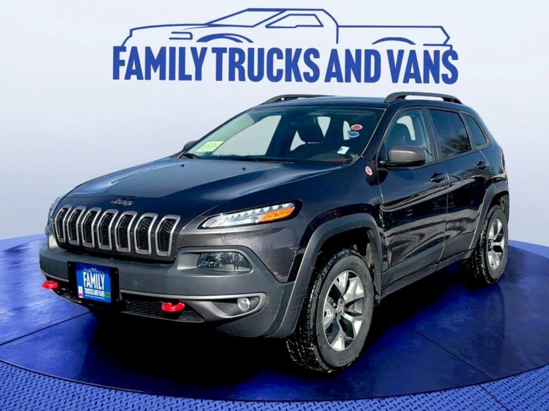 Used 2016 Jeep Cherokee Trailhawk w/ Cold Weather Group