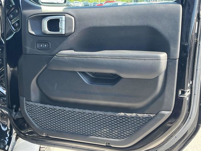 Used 2023 Jeep Gladiator Overland image 25