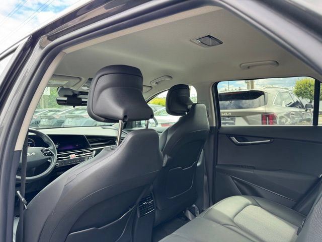 Certified 2024 Kia Niro Wind w/ Wind Preserve Package FWD image 13