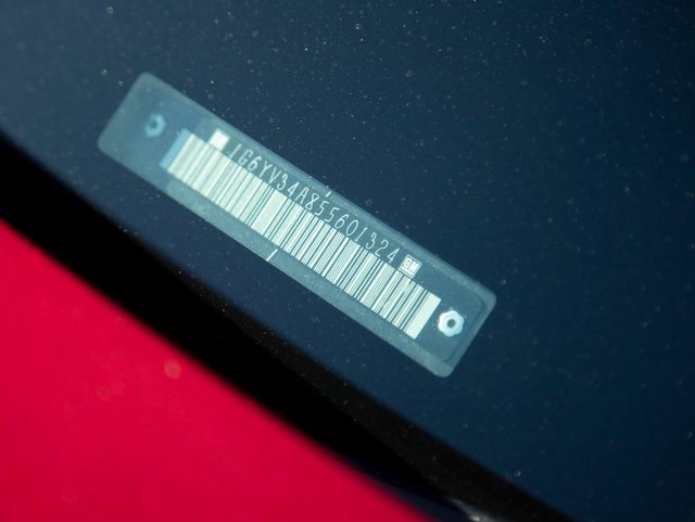 Used 2005 Cadillac XLR image 31