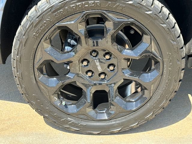 Used 2026 GMC Yukon Denali Ultimate image 7