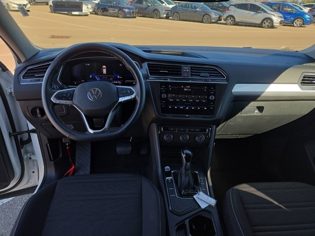 Used 2024 Volkswagen Tiguan S image 6