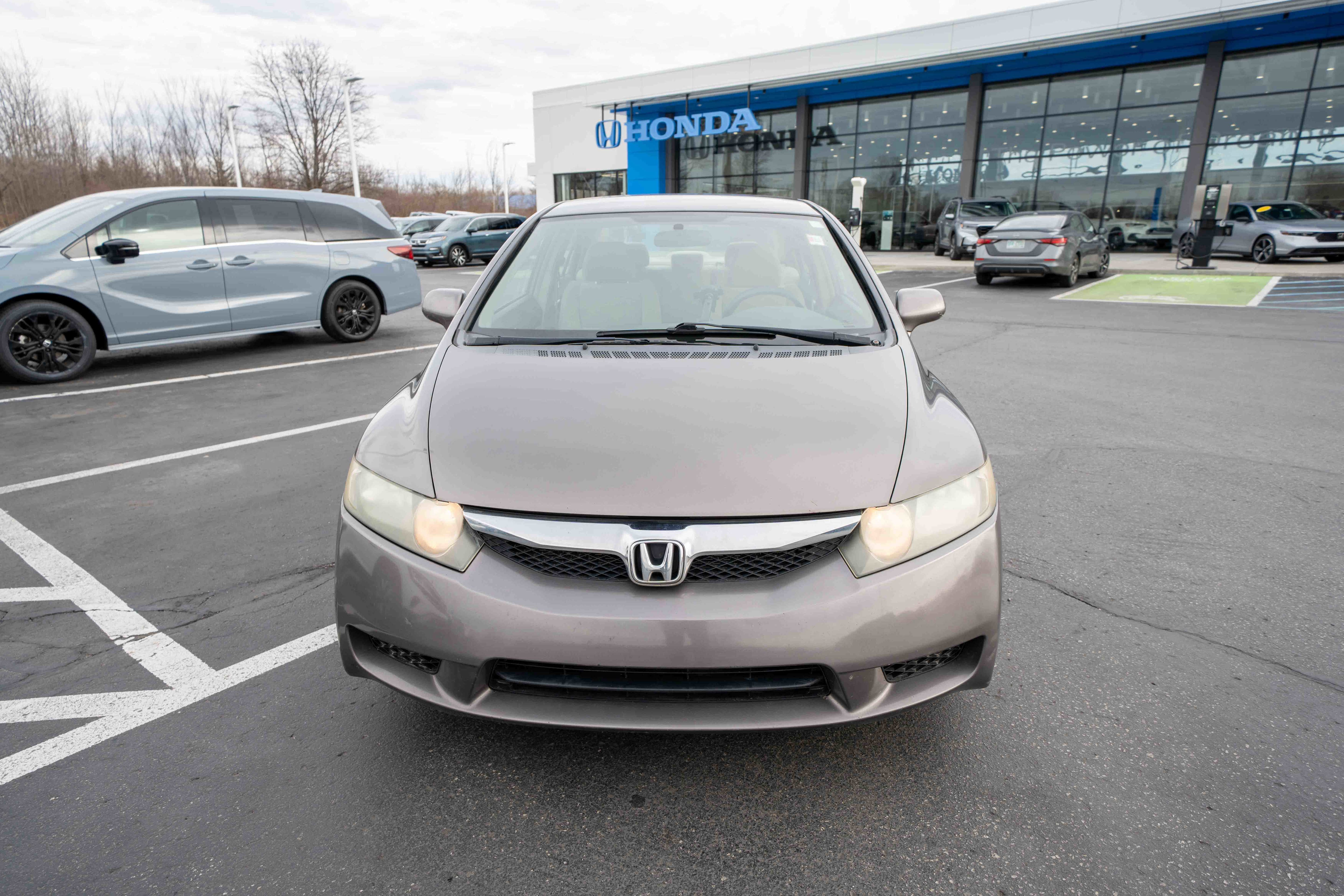 Used 2010 Honda Civic LX image 2