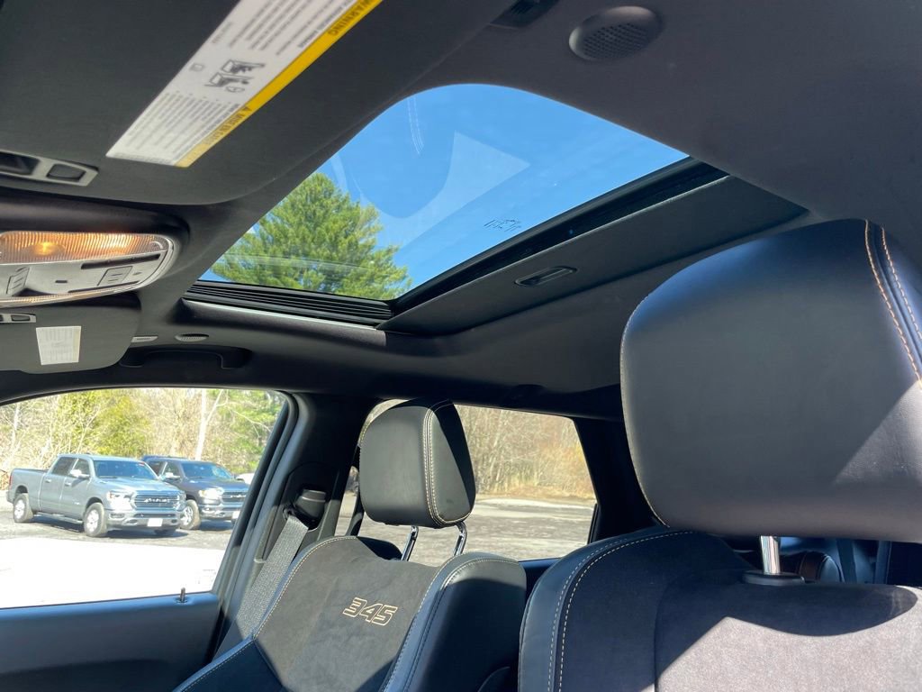 Used 2025 Dodge Durango R/T AWD/4WD image 19