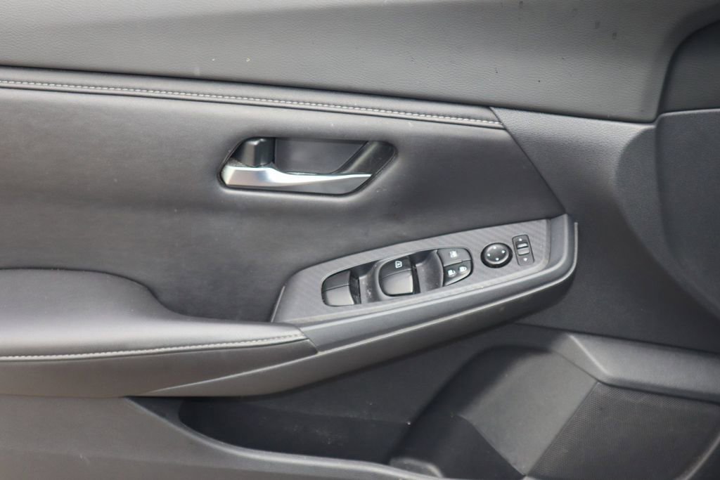 Certified 2022 Nissan Sentra SV w/ All-Weather Package image 18