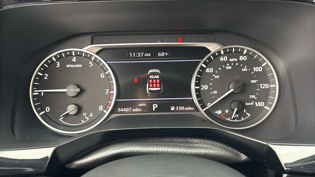 Used 2025 Nissan Pathfinder SV AWD/4WD image 16