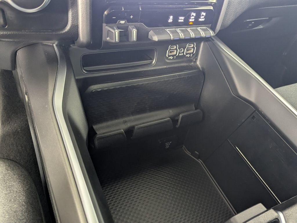 Used 2024 RAM 1500 Big Horn RWD image 21
