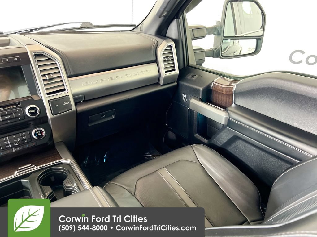 Used 2017 Ford F250 Platinum w/ Platinum Ultimate Package AWD/4WD image 27