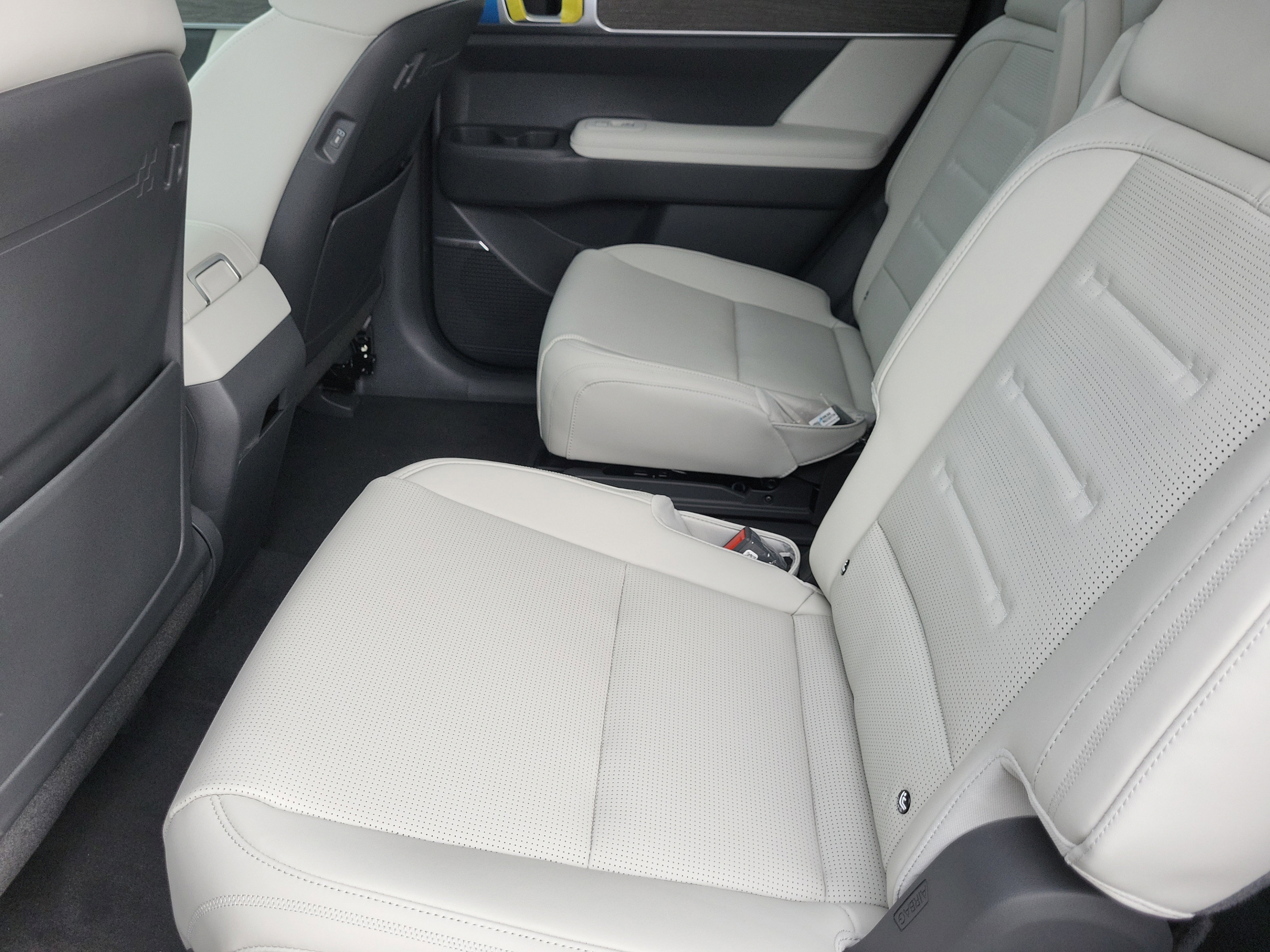 New 2026 Hyundai Santa Fe Calligraphy AWD/4WD image 23