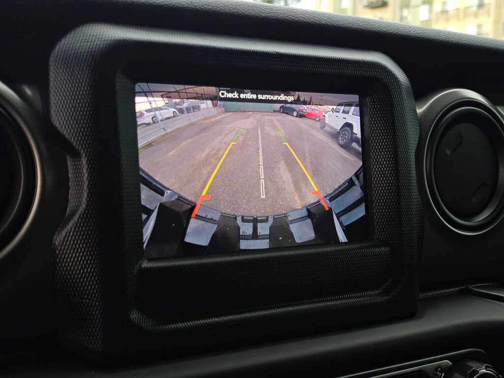 Used 2018 Jeep Wrangler Unlimited Sport S image 22