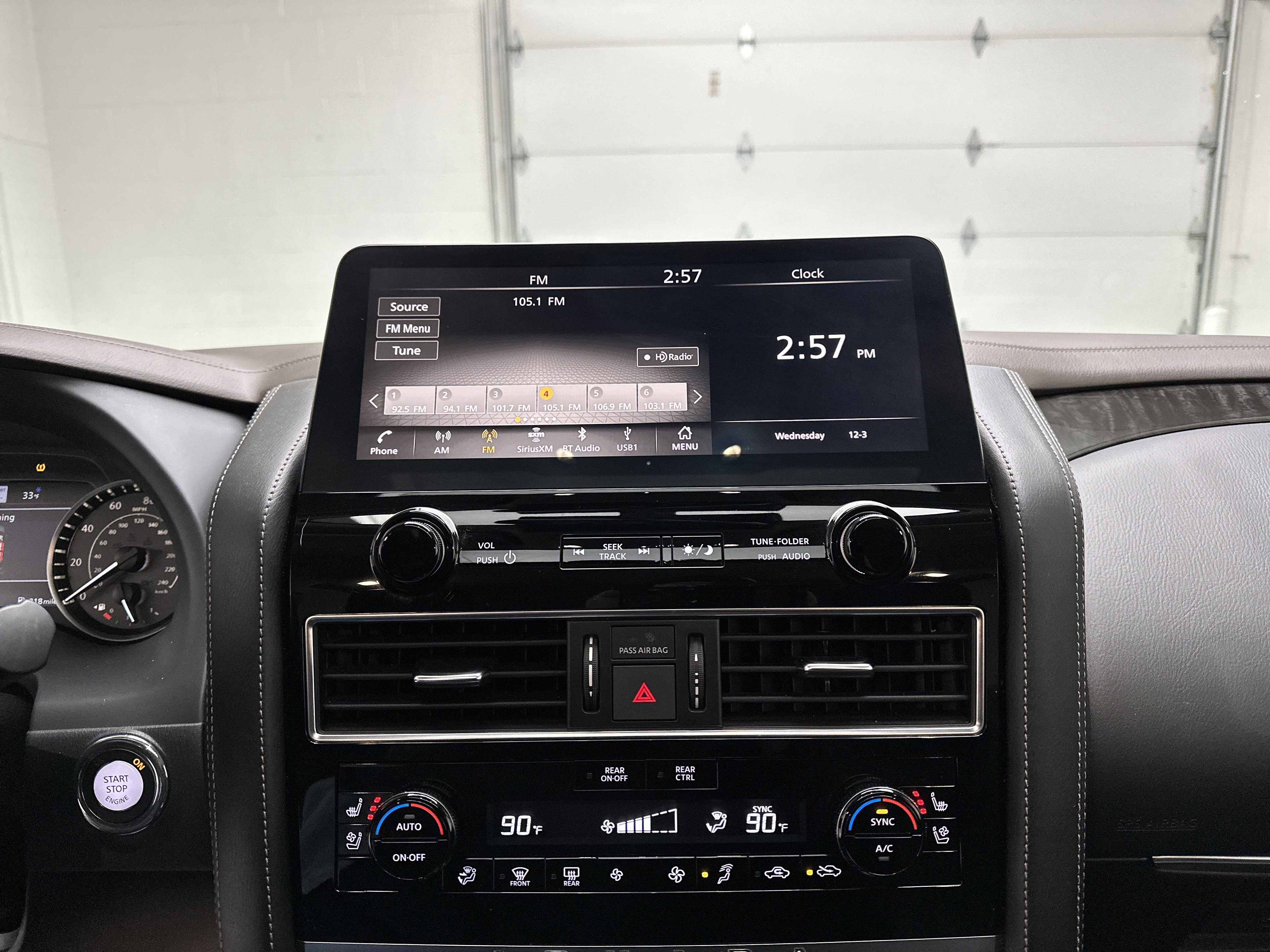 Used 2023 Nissan Armada Platinum image 36