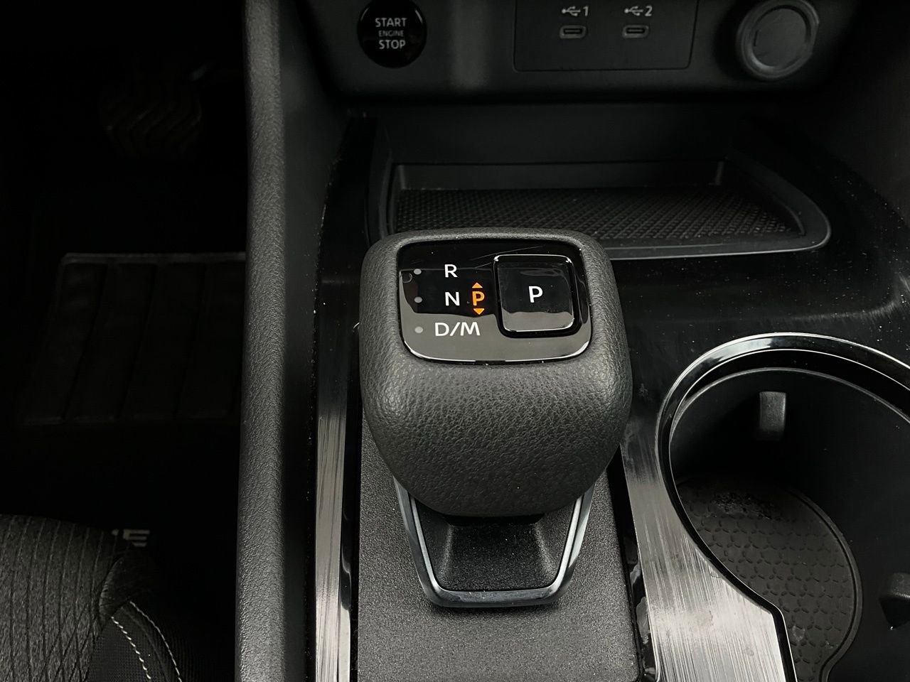 Used 2025 Nissan Rogue SV image 24