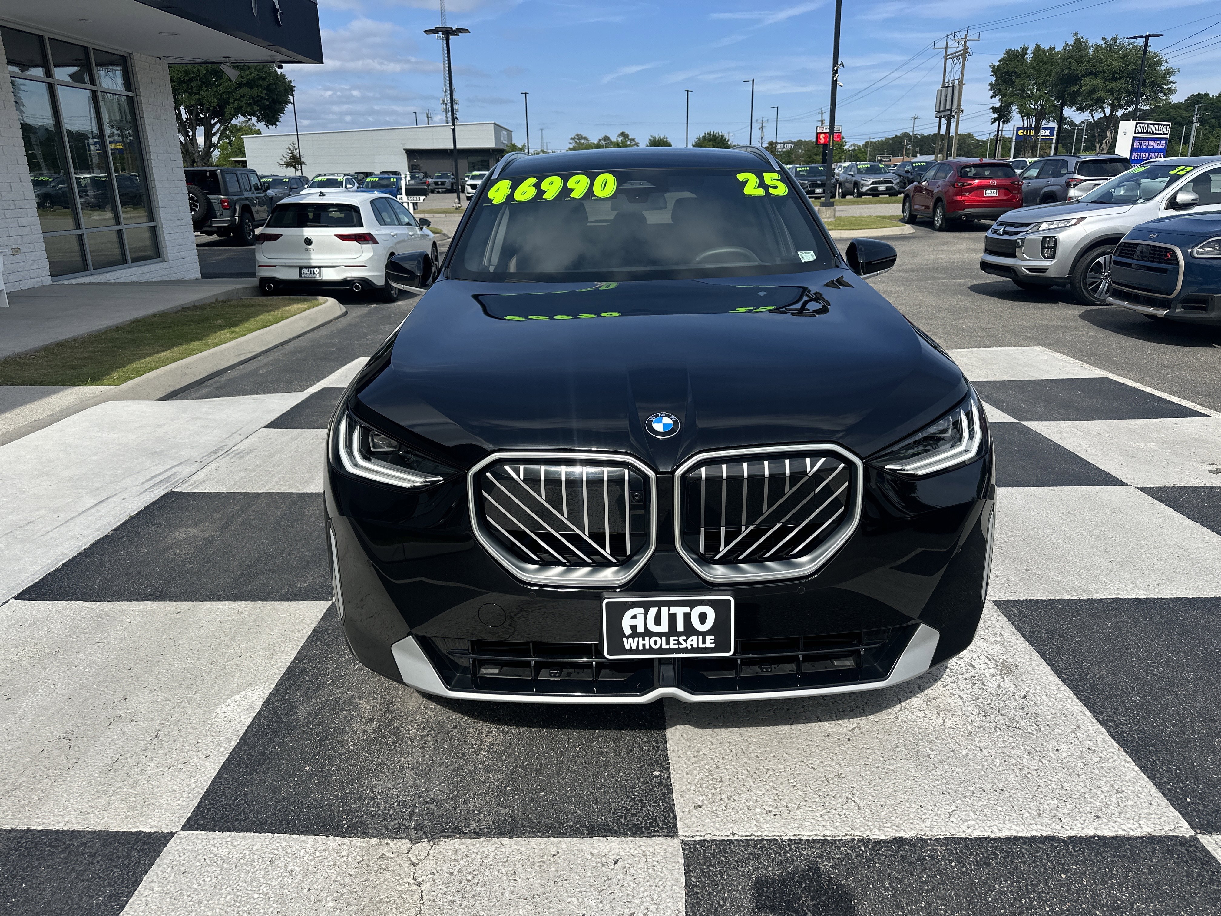 Used 2025 BMW X3 xDrive30i w/ Premium Package AWD/4WD image 2