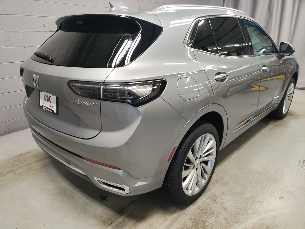 New 2026 Buick Envision Avenir image 2