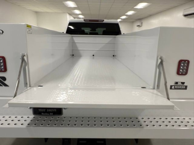 New 2025 GMC Sierra 3500 Pro w/ Convenience Package image 8