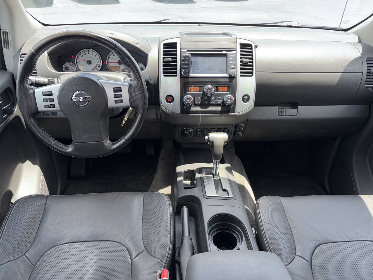 Used 2017 Nissan Frontier PRO-4X w/ Pro-4x Luxury Package AWD/4WD image 30