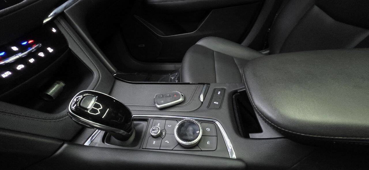 Used 2021 Cadillac XT6 Luxury FWD image 21