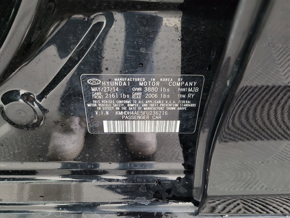 Used 2015 Hyundai Elantra SE w/ Option Group 03 FWD image 33