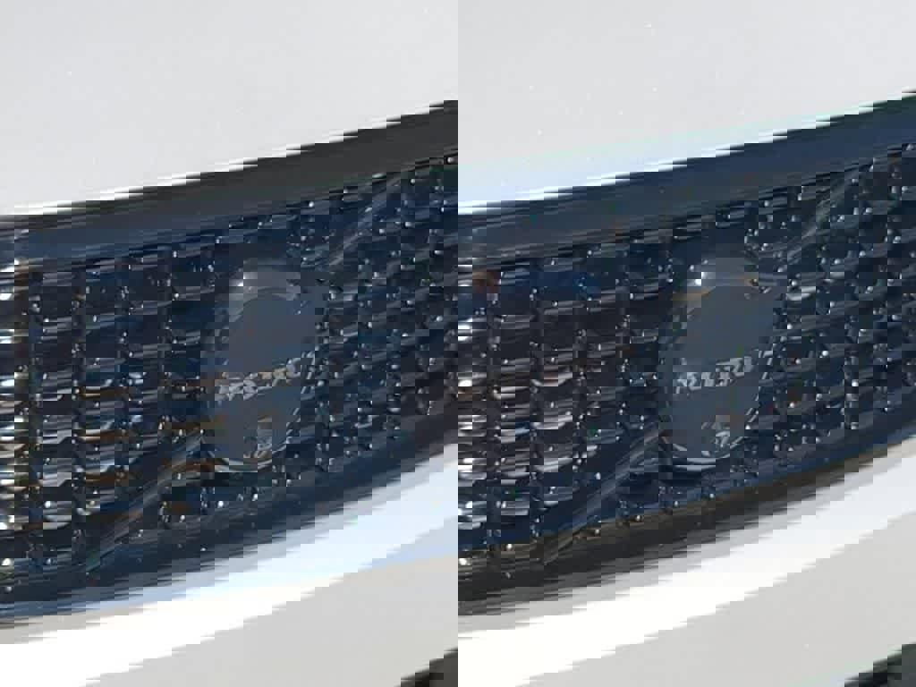 Used 2026 Volvo XC40 B5 Ultra w/ Climate Package image 11