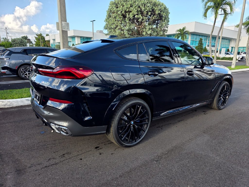 New 2027 BMW X6 M60i w/ Climate Comfort Package AWD/4WD image 4