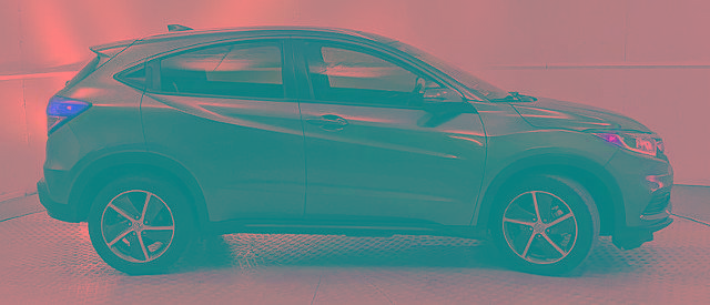 Used 2021 Honda HR-V EX-L image 2