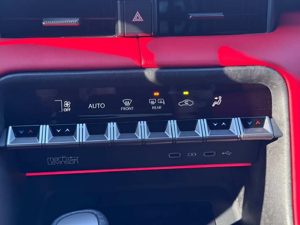 Used 2026 Lexus IS 350 F Sport w/ Technology Package RWD image 18