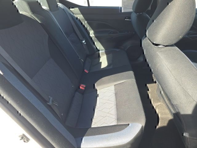 Used 2024 Nissan Versa SV FWD image 10
