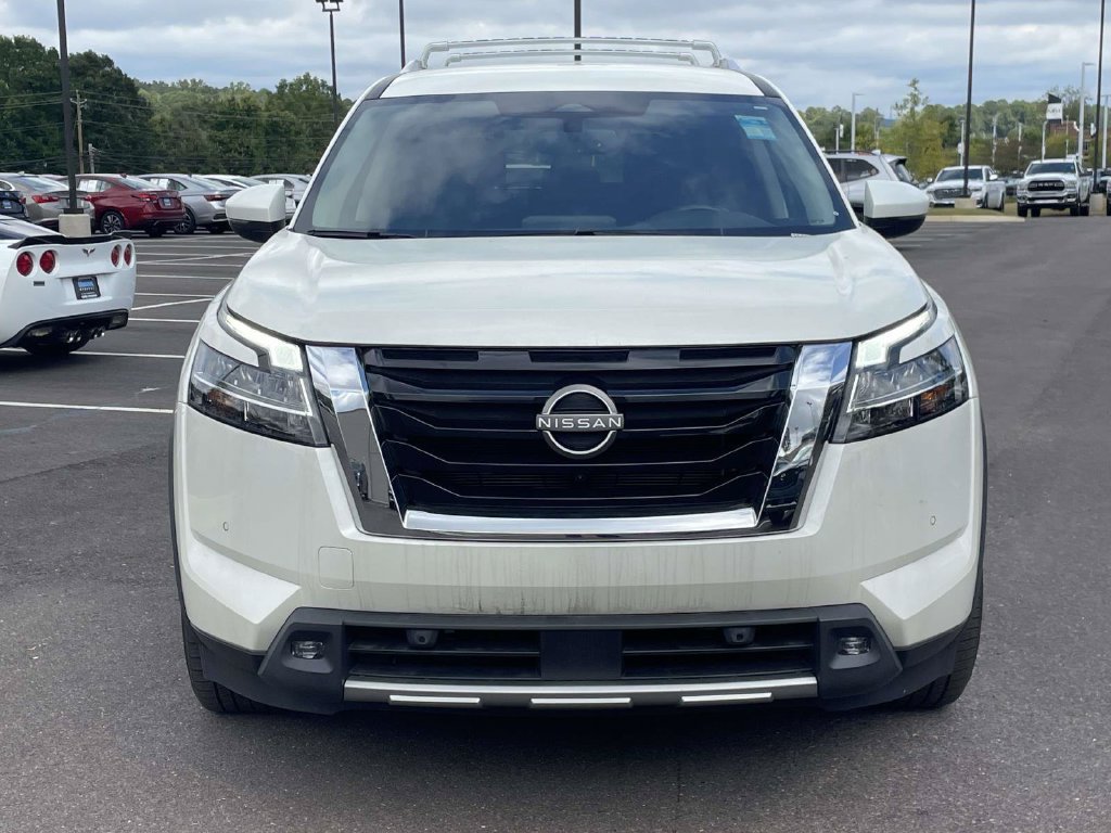 Used 2022 Nissan Pathfinder SL AWD/4WD image 7