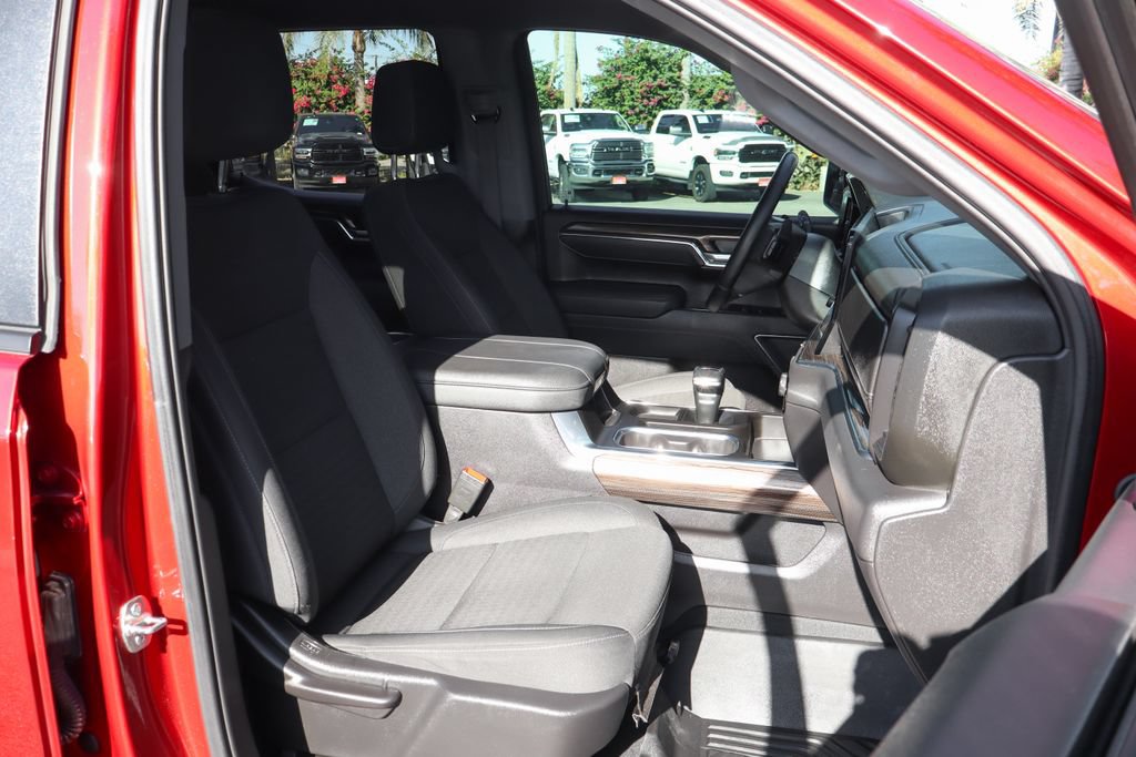 Used 2025 Chevrolet Silverado 1500 LT Trail Boss w/ Protection Package AWD/4WD image 44