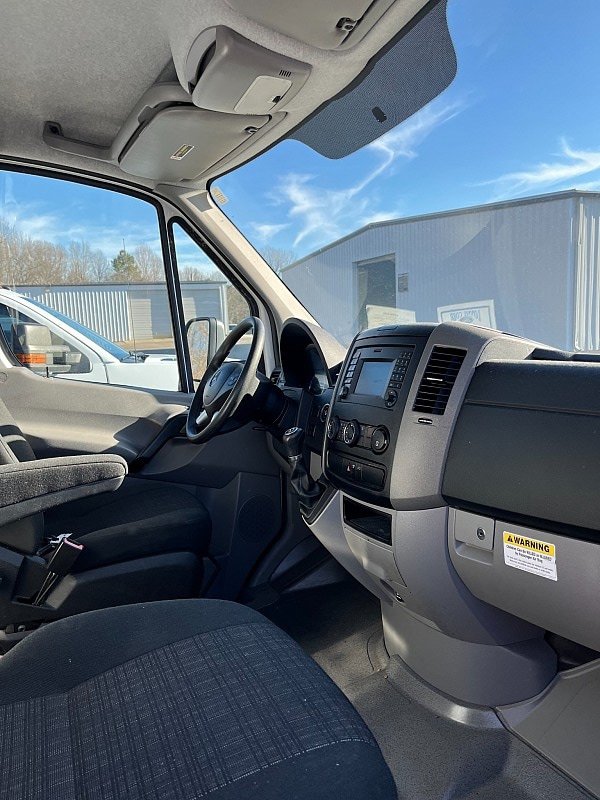 Used 2018 Mercedes-Benz Sprinter 3500 image 12