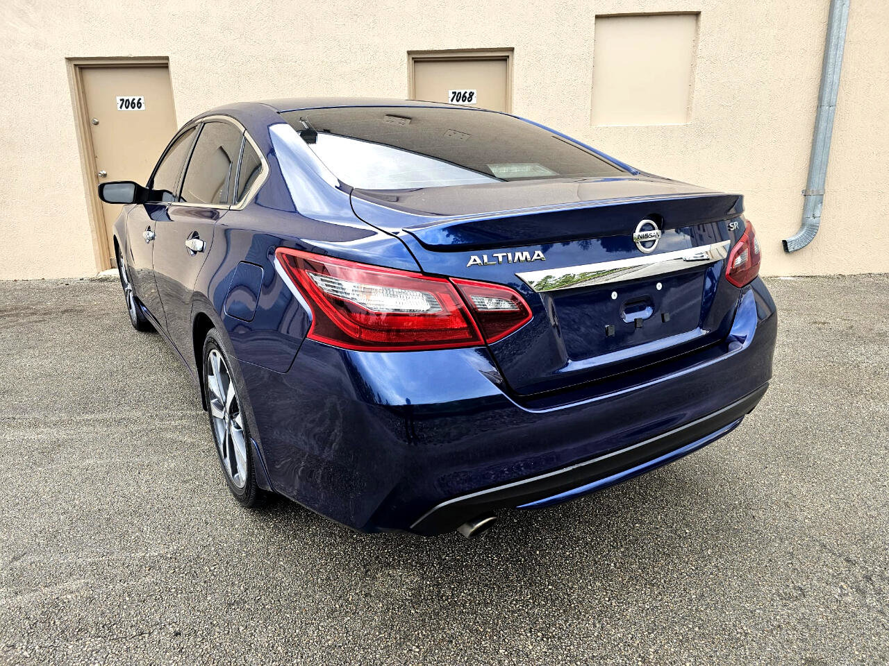 Used 2017 Nissan Altima 2.5 SR image 4