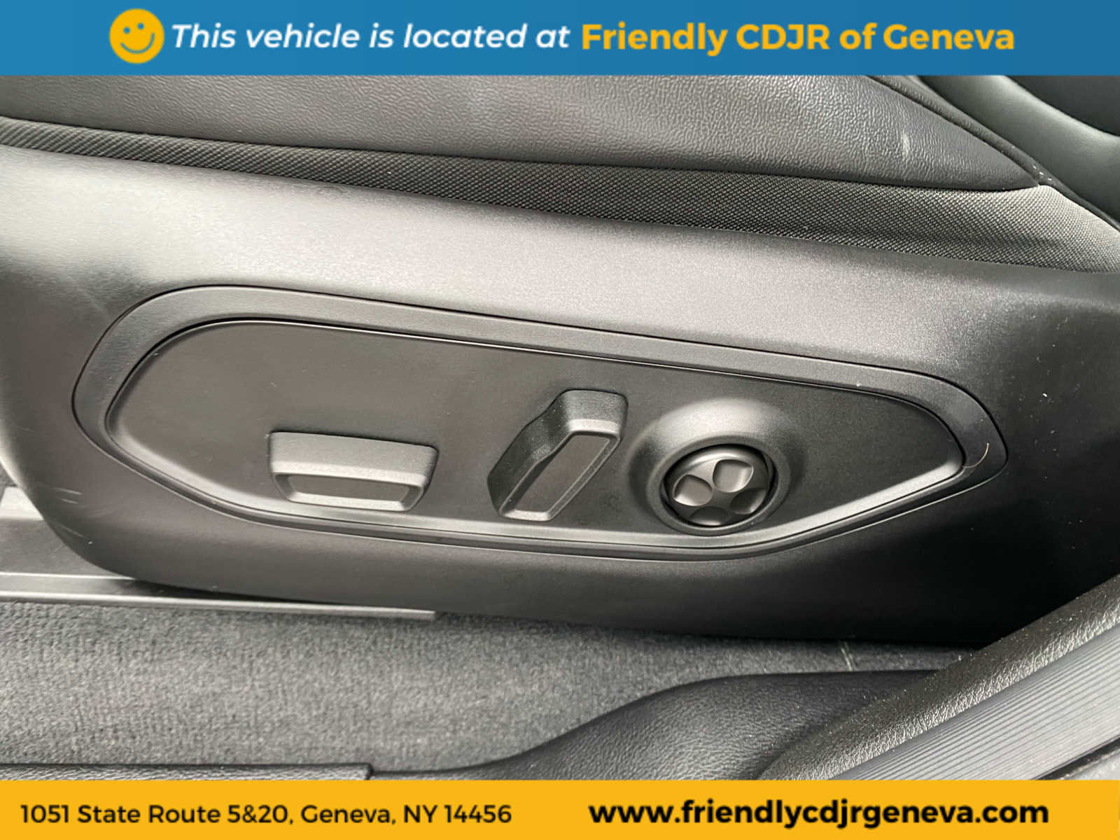 Used 2025 Jeep Grand Cherokee Limited w/ Trailer Tow Package image 20