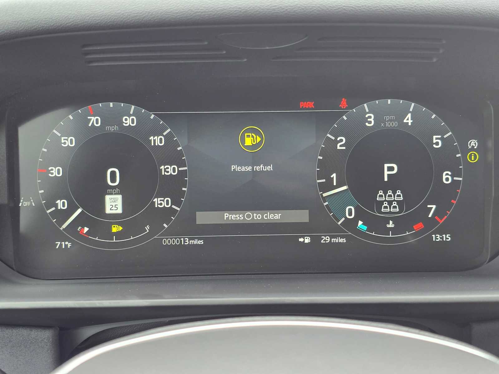 New 2025 Land Rover Discovery S image 28