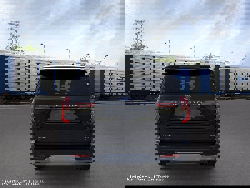 New 2025 Ford Expedition Max Platinum image 6
