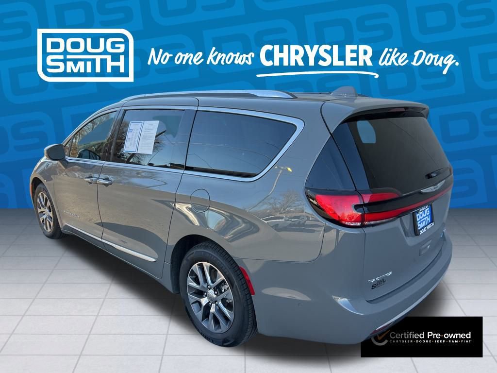 Certified 2022 Chrysler Pacifica Pinnacle image 5