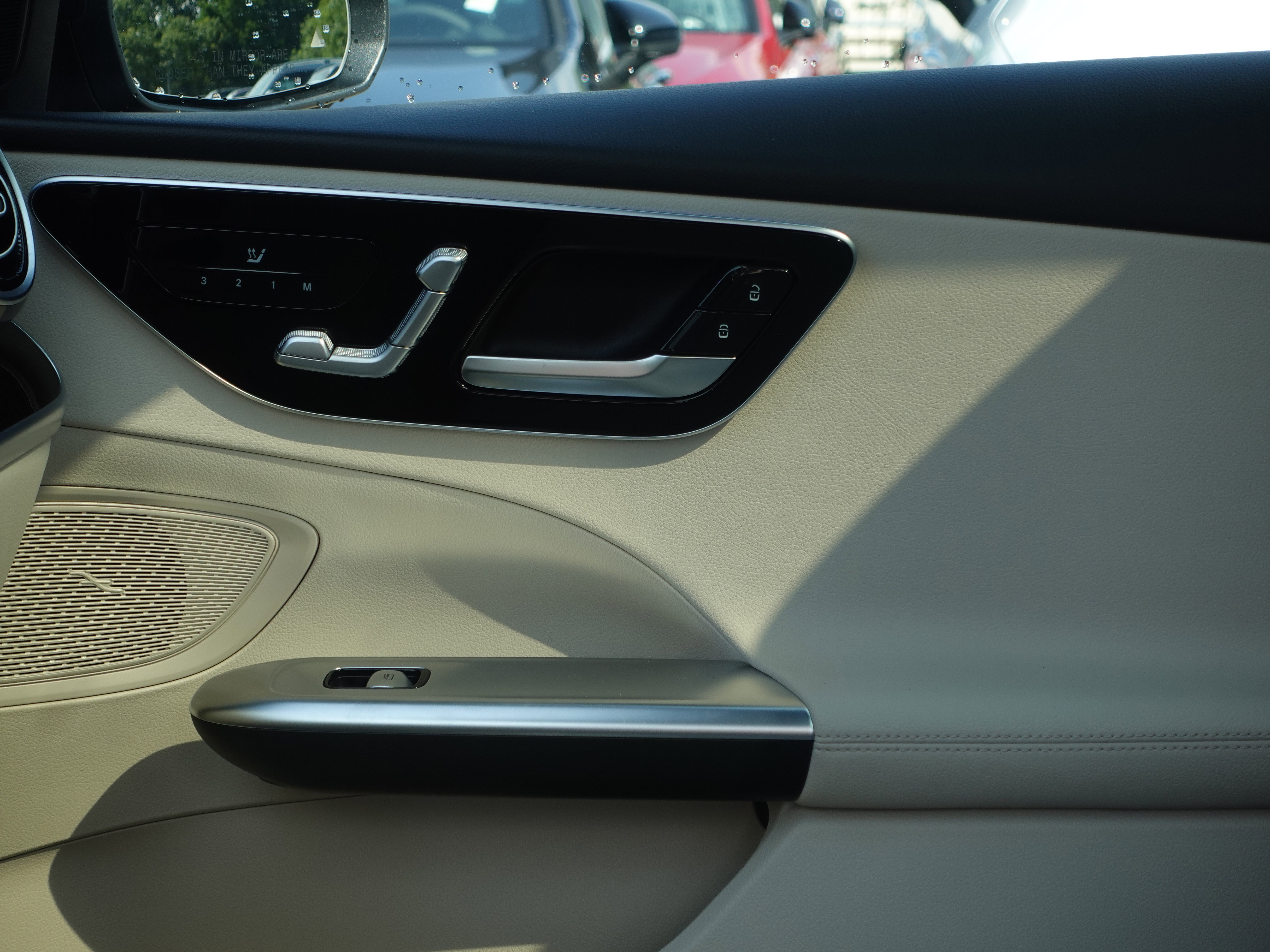 Used 2022 Mercedes-Benz C 300 4MATIC Sedan image 9