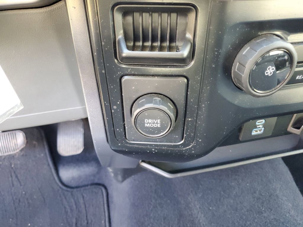 Used 2023 Ford F150 XLT image 23