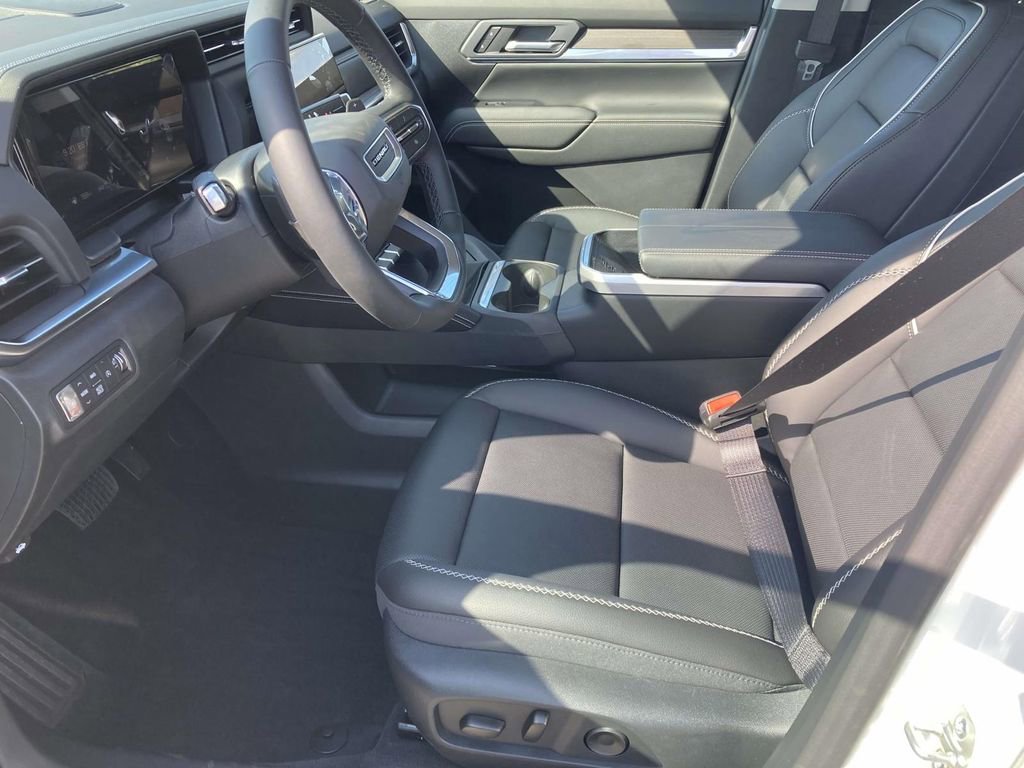New 2026 GMC Terrain Denali AWD/4WD image 17