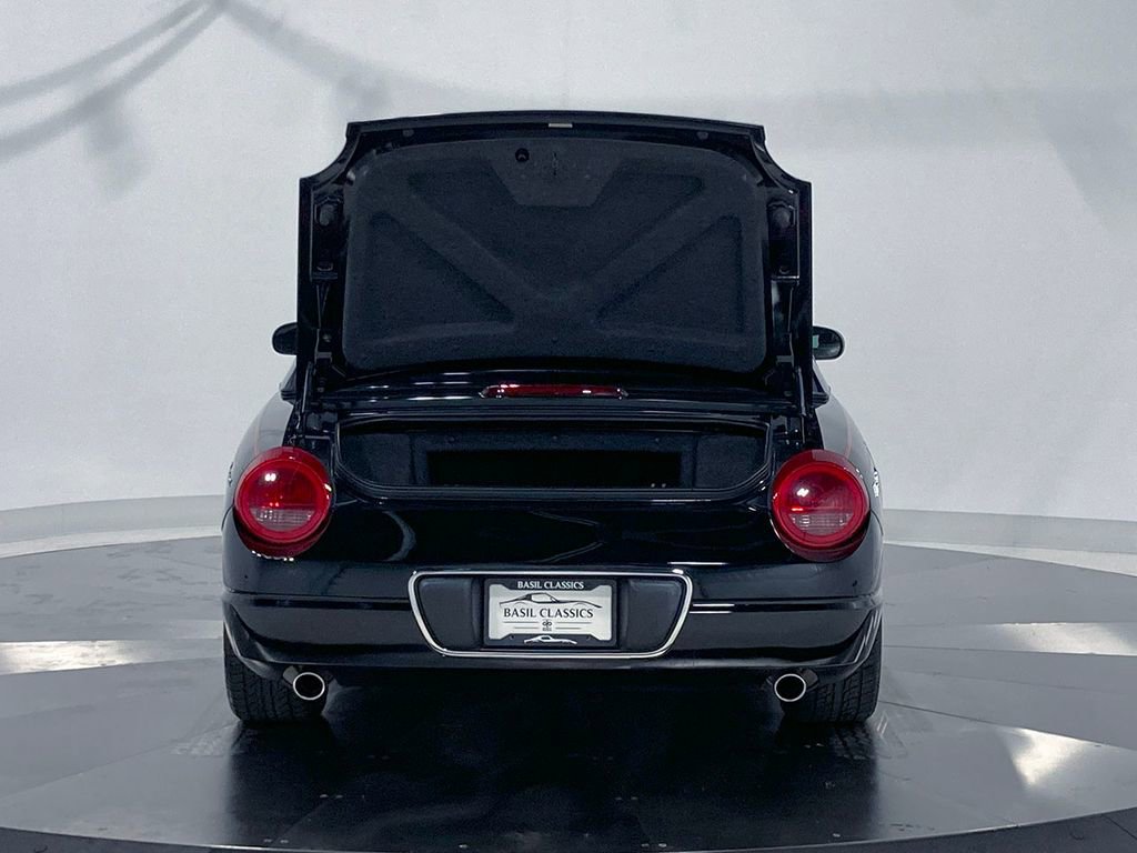 Used 2003 Ford Thunderbird image 42