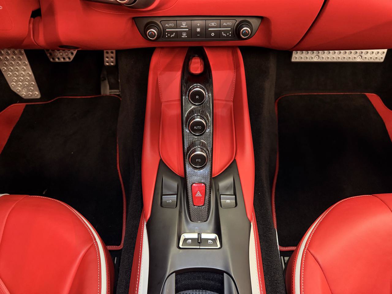 Used 2023 Ferrari 812 GTS RWD image 28