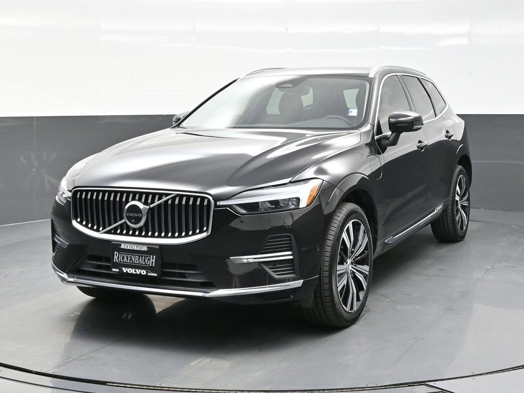 Used 2023 Volvo XC60 T8 Plus AWD/4WD image 2