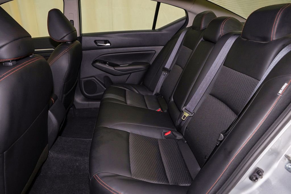 Certified 2023 Nissan Altima 2.5 SR FWD image 9