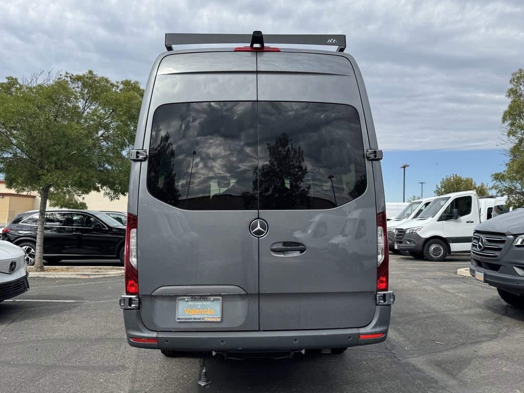 Used 2024 Mercedes-Benz Sprinter 3500 image 6