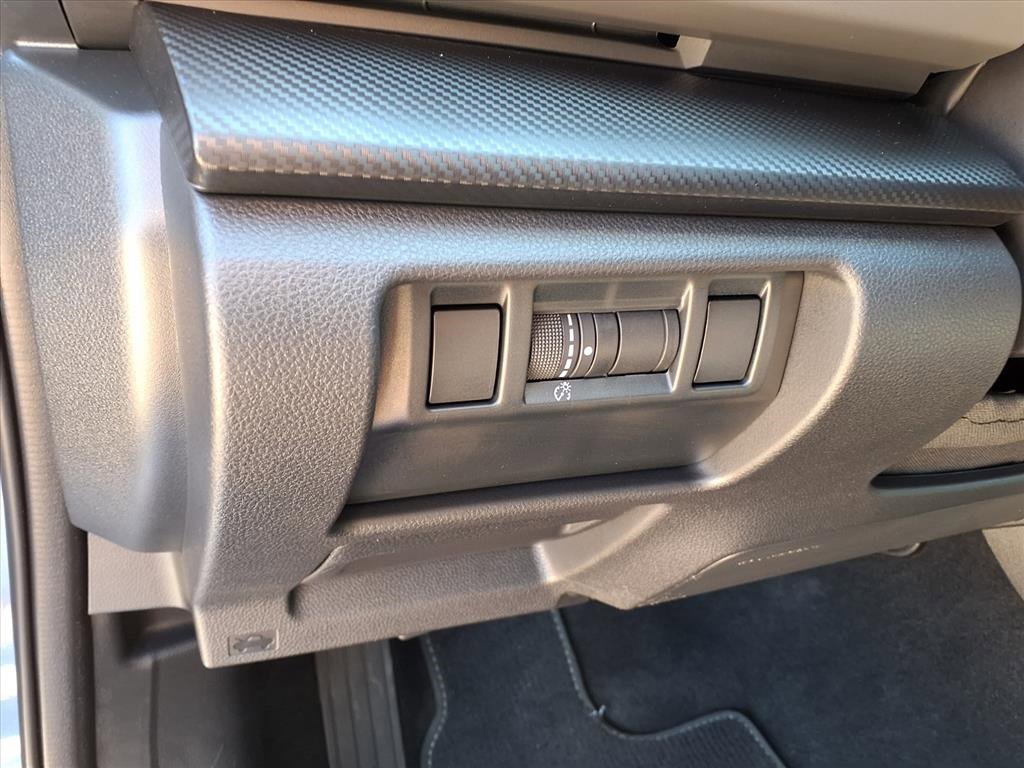 Certified 2025 Subaru Crosstrek 2.5i Premium image 9
